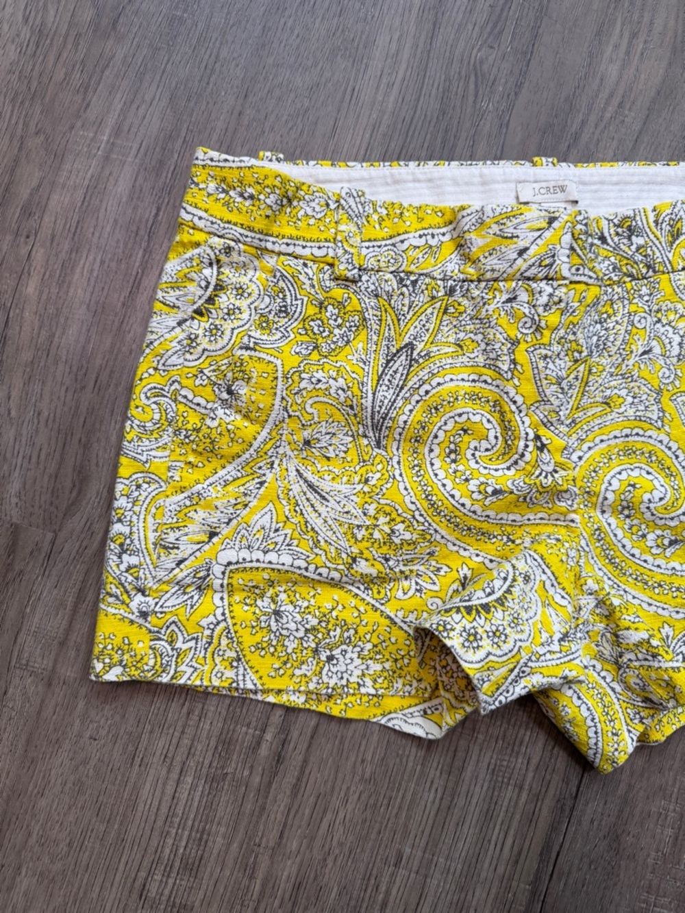 J. Crew Yellow Paisley Cotton Blend Shorts - Size 6 - Picture 7 of 12